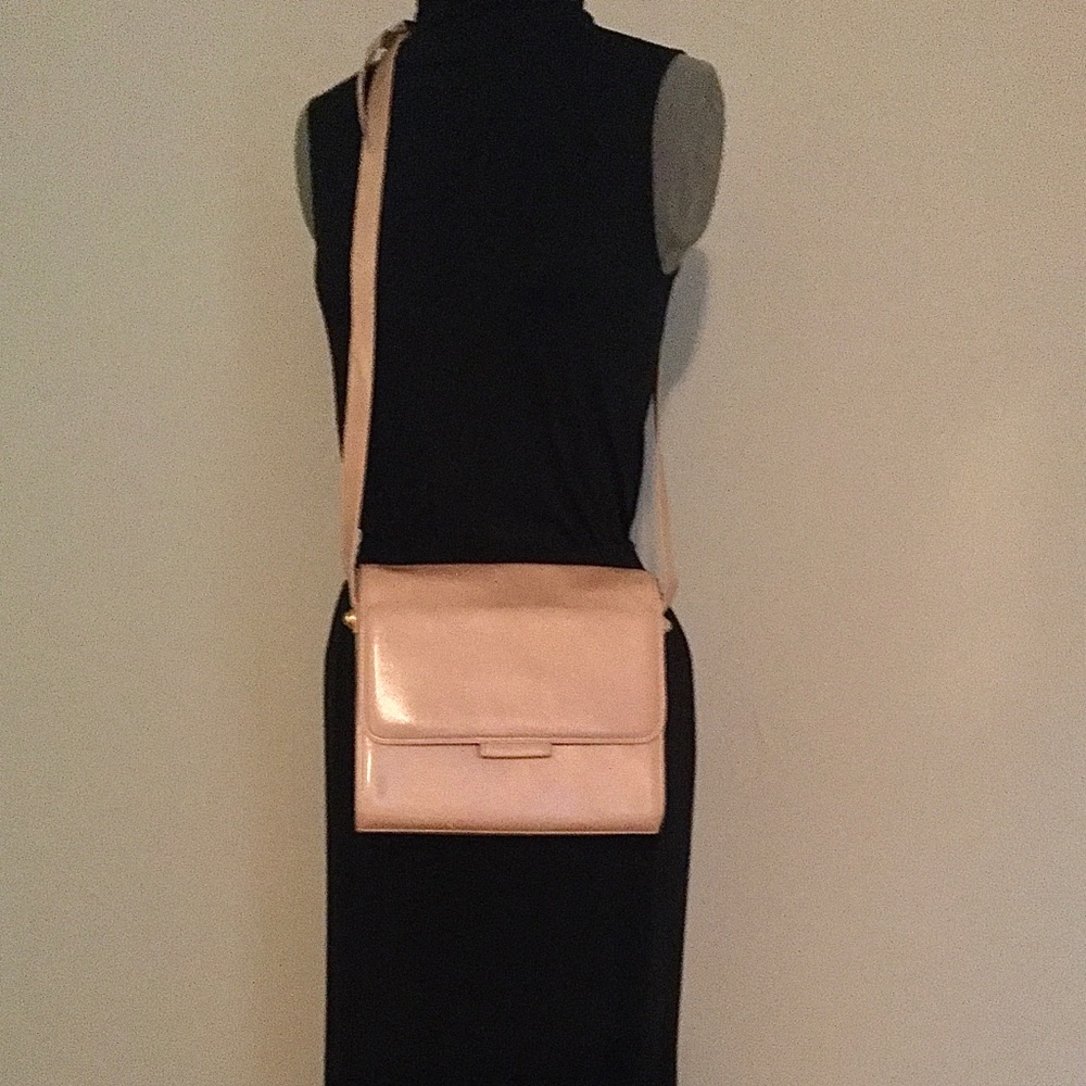 Vintage Marshall Field leather shoulder bag